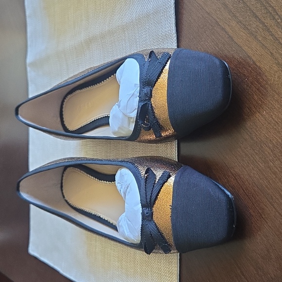 NWT! Boden! Beautiful Metallic Gold Ballet Flats. Perfect Condition! - Picture 10 of 12